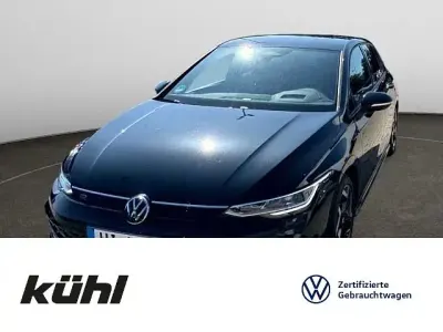 Gebraucht VW Golf VIII R-line 150 PS (110 kW) 2025 Grenadillschwarz metallic Limousine