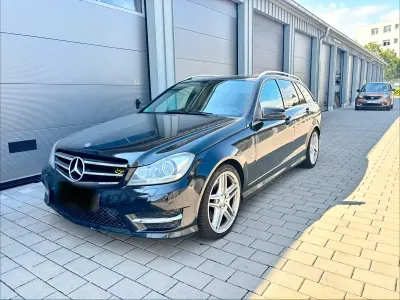 Gebraucht Mercedes C300 231 PS (169 kW) 2012 Schwarz Kombi
