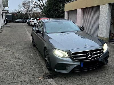 Gebraucht Mercedes E220 AMG line 194 PS (142 kW) 2017 Grau Limousine