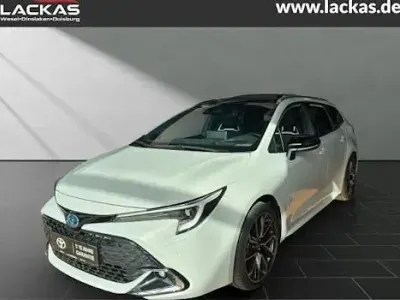 Neu Toyota Corolla Lounge 180 PS (132 kW) 2026 Grau Kombi