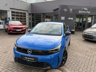 Gebraucht Opel Corsa Basis 101 PS (74 kW) 2024 Lackierung voltaic blue met/ty Kleinwagen
