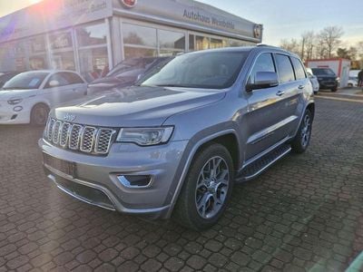 Gebraucht Jeep Grand Cherokee Overland 250 PS (183 kW) 2020 Billet silver metallic SUV