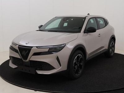 Gebraucht Alfa Romeo Junior 114 kW (156 PS) 2025 Avorio galleria SUV