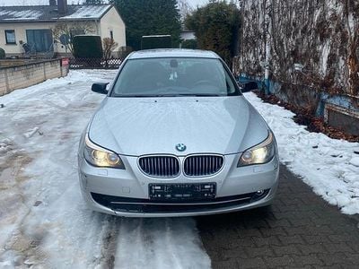 Grau Gebraucht 2007 BMW 523 Limousine | 3.500 € (Superpreis)