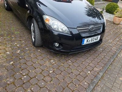 Gebraucht Kia Ceed EX 126 PS (92 kW) 2008 Schwarz Kleinwagen