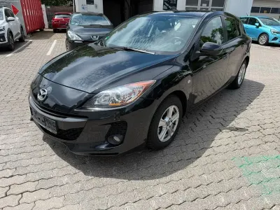 Gebraucht Mazda 3 Edition 105 PS (77 kW) 2012 Schwarz Limousine