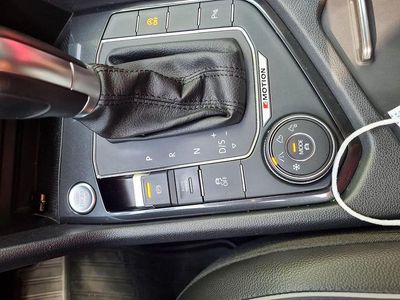 Rot Gebraucht 2017 VW Tiguan Sound SUV | 19.000 € (Guter Preis)