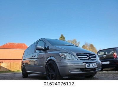 Usata Mercedes Viano 150 CV (110 kW) 2010 Argento Monovolume