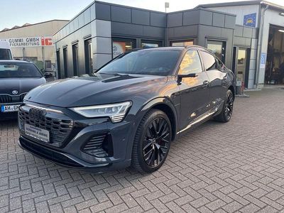 Grau Gebraucht 2023 Audi Q8 Sportback e-tron S-Line SUV | 58.500 € (Fairer Preis)