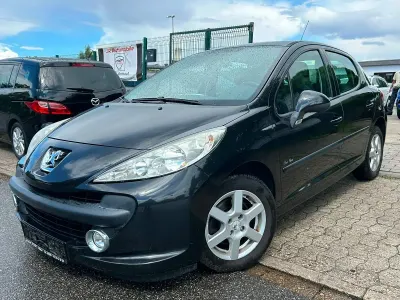Gebraucht Peugeot 207 Urban Move 95 PS (69 kW) 2009 Schwarz Limousine