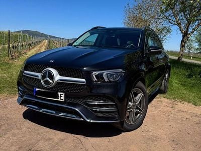Używany Mercedes GLE350 211 KM (155 kW) 2022 Czarny SUV