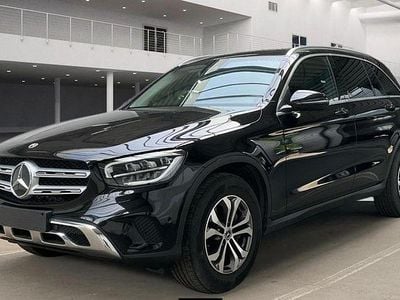 Mercedes GLC300