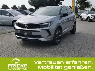 Gebraucht Opel Grandland X Ultimate 131 PS (96 kW) 2024 Silber SUV