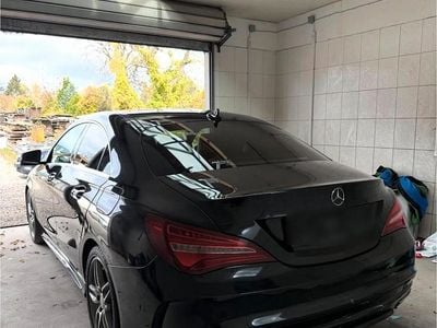 Gebraucht Mercedes CLA180 122 PS (89 kW) 2017 Schwarz Limousine