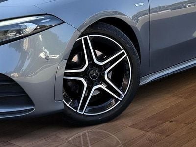 Gebraucht Mercedes A180 AMG line 136 PS (100 kW) 2021