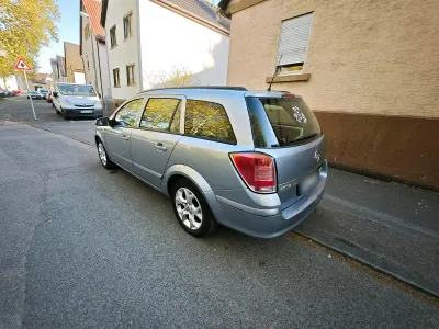 Gebraucht Opel Astra 125 PS (91 kW) 2006 Andere farben Kombi