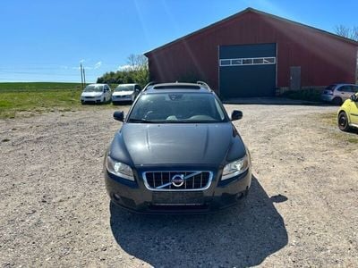 Gebraucht Volvo V70 Pro 215 PS (158 kW) 2012 Grau Kombi