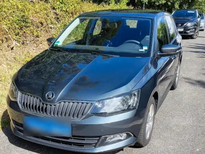 Gebraucht Skoda Fabia 105 PS (77 kW) 2018 Grau Kombi