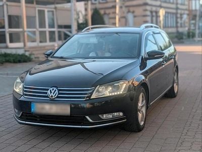Second-hand VW Passat 180 CP (132 kW) 2012 Negru Break