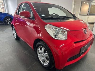 Rot Gebraucht 2009 Toyota iQ Kleinwagen | 8.500 € (Teuer)