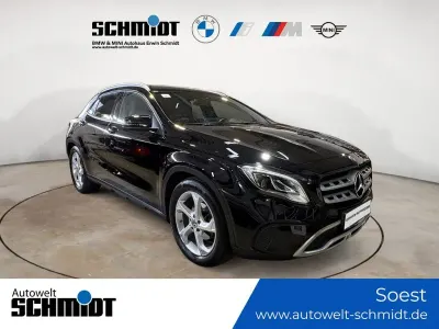 Gebraucht Mercedes GLA180 Urban 109 PS (80 kW) 2017 Schwarz SUV