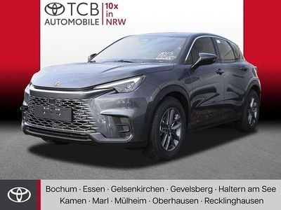 Neu Lexus LBX 136 PS (100 kW) 2026 Obsidiangrau (grau) SUV