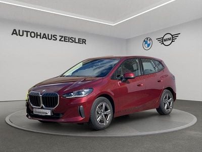 Gebraucht BMW 220 Active Tourer 150 PS (110 kW) 2025 Rot Van / Kleinbus