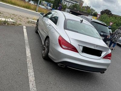 Mercedes CLA200