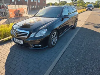 Gebraucht Mercedes E350 AMG 265 PS (194 kW) 2011 Schwarz Kombi