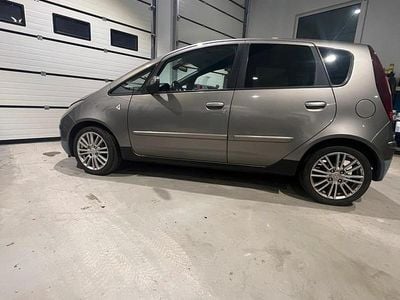 Gebraucht Mitsubishi Colt 95 PS (69 kW) 2008 Grau Kleinwagen