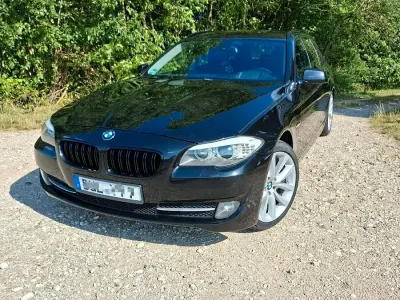 Gebraucht BMW 520 184 PS (135 kW) 2011 Schwarz Kombi