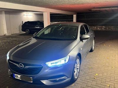Grau Gebraucht 2017 Opel Insignia Dynamic Limousine | 9.999 € (Fairer Preis)