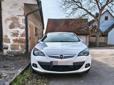 Gebraucht Opel Astra GTC 200 PS (147 kW) 2014 Weiß Coupé
