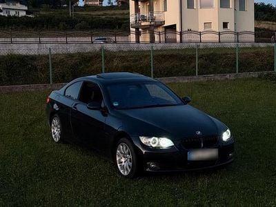 Gebraucht BMW 330 231 PS (169 kW) 2007 Blau Coupé