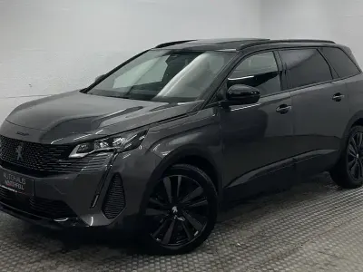 Gebraucht Peugeot 5008 GT 136 PS (100 kW) 2024 Platiniumgrau SUV