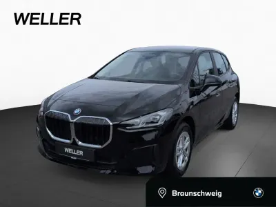 Gebraucht BMW 218 Active Tourer Comfort Edition 136 PS (100 kW) 2023 Schwarz 2 (schwarz) Van / Kleinbus