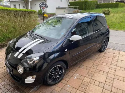 Używany Renault Twingo 102 KM (75 kW) 2013 Czarny Hatchback