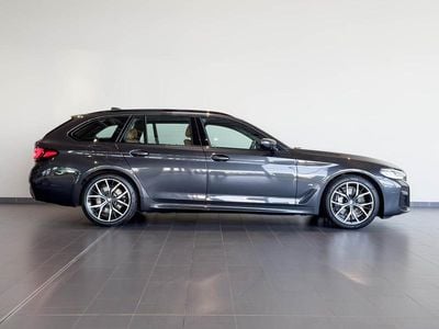 Gebraucht BMW 540 M Sport 333 PS (244 kW) 2022 Grau Kombi