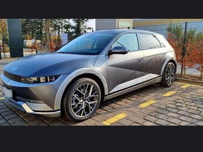 Grau Gebraucht 2022 Hyundai Ioniq 5 SUV | 32.680 € (Etwas zu teuer)