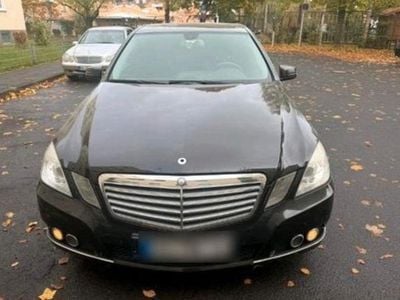 Gebraucht Mercedes E250 204 PS (150 kW) 2009 Schwarz Limousine