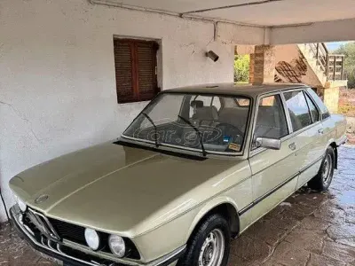 Gebraucht BMW 518 90 PS (66 kW) 1979 Grün Limousine