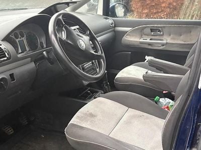 VW Sharan