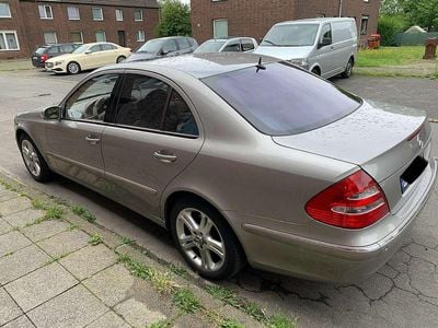 Mercedes E320