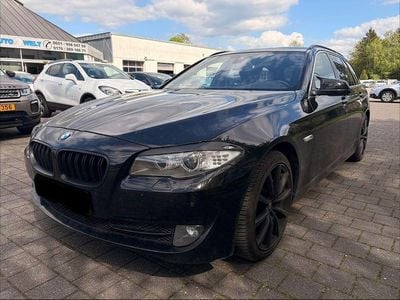 Usata BMW 525 Comfort Edition 218 CV (160 kW) 2013 Nero Station wagon