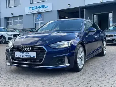 Gebraucht Audi A5 Sportback Advanced 163 PS (119 kW) 2022 Blau Kleinwagen