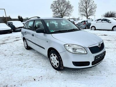 Silber Gebraucht 2009 Skoda Fabia Cool Edition Kombi | 1.499 € (Guter Preis)