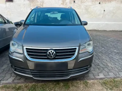 Gebraucht VW Touran 140 PS (102 kW) 2007 Silber Van / Kleinbus