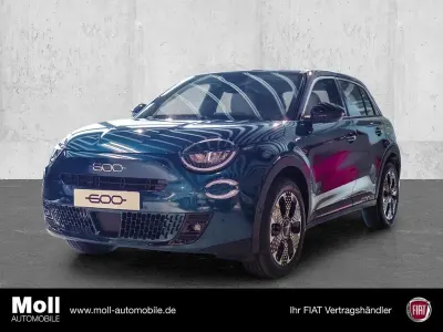 Neu Fiat 600 La Prima 110 PS (80 kW) 2026 Gruen SUV
