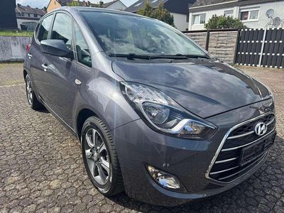 Gebraucht Hyundai ix20 YES! 125 PS (91 kW) 2016 Micron grey / met Kleinwagen