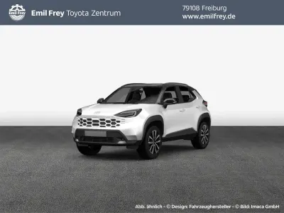 Neu Toyota Yaris Cross 92 PS (67 kW) 2026 Schneeweiß SUV
